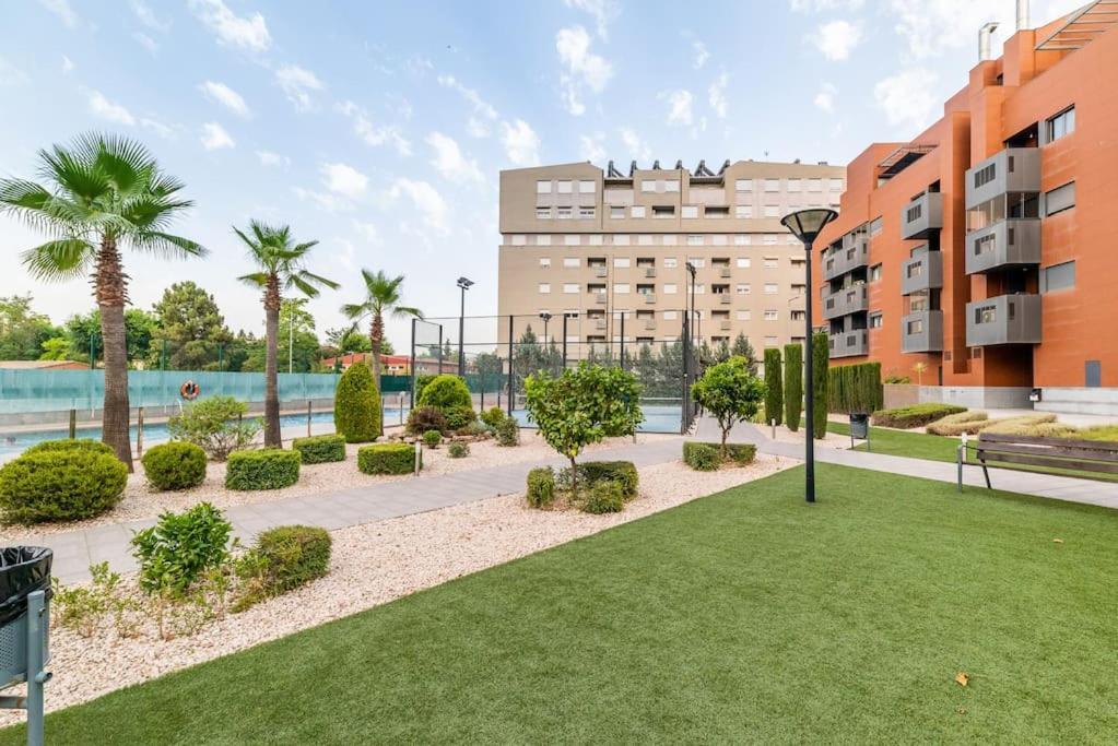 Moderno Apartamento Con Piscina Y Parking 그라나다 외부 사진