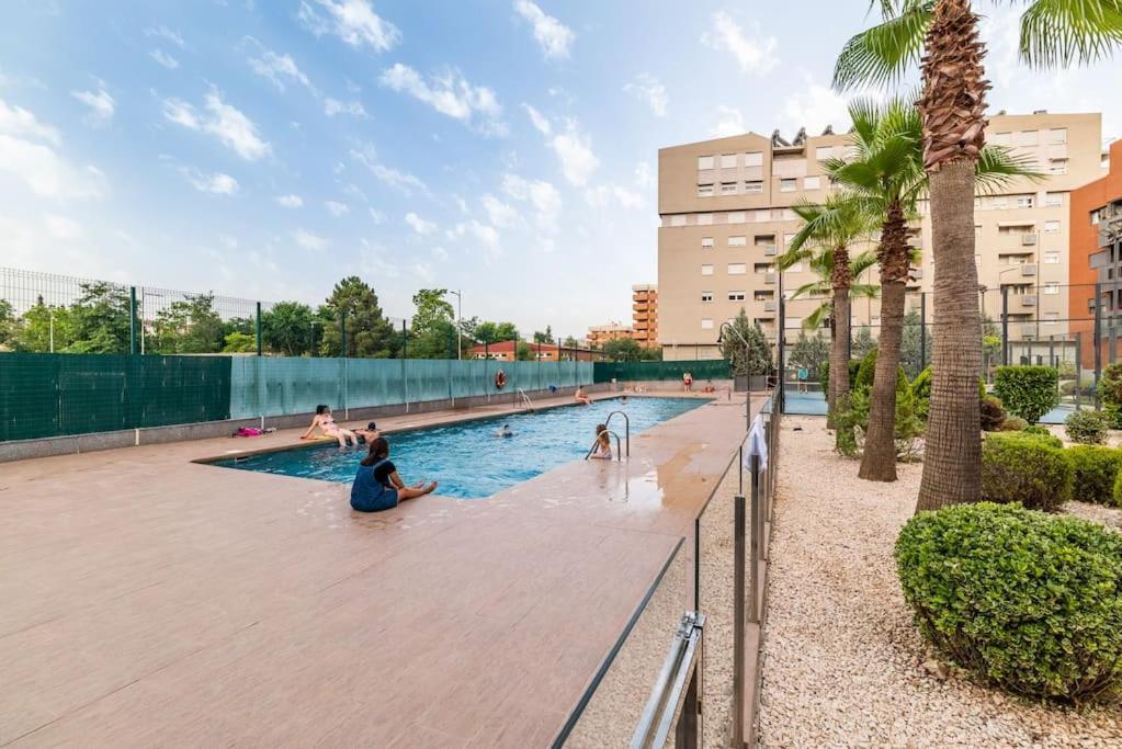 Moderno Apartamento Con Piscina Y Parking 그라나다 외부 사진