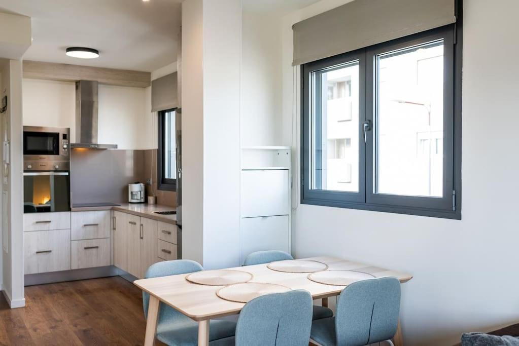 Moderno Apartamento Con Piscina Y Parking 그라나다 외부 사진